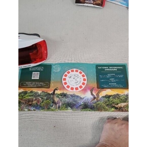 View Master Virtual Reality Starter Viewer W/ 4 Experience Packs Bundle - Picture 7 of 16